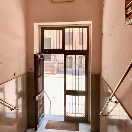 Metro Ponte Lungo Apartmán *