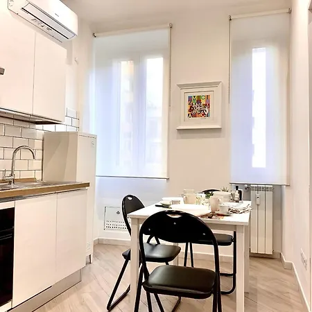 Metro Ponte Lungo Appartement